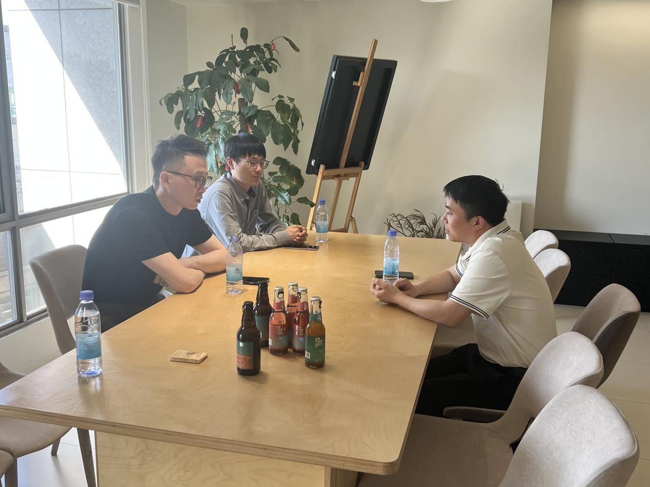 錢江商城管理團(tuán)隊(duì)走訪武林夜市 共探經(jīng)濟(jì)發(fā)展新路徑